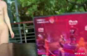 Русская фитоняшка использовала косплей для порева